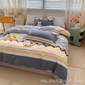 Set tempat tidur empat keping kapas Twill